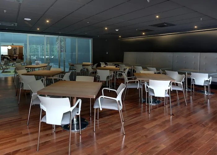 Express By Marriott Ciudad De Santa Fe Hotel
