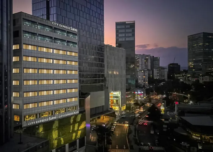 Express By Marriott Ciudad De Santa Fe Hotel 3*