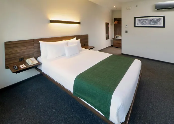 Express By Marriott Ciudad De Santa Fe Hotel 3*