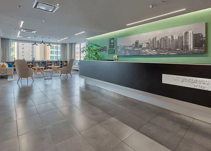 Express By Marriott Ciudad De Santa Fe Hotel